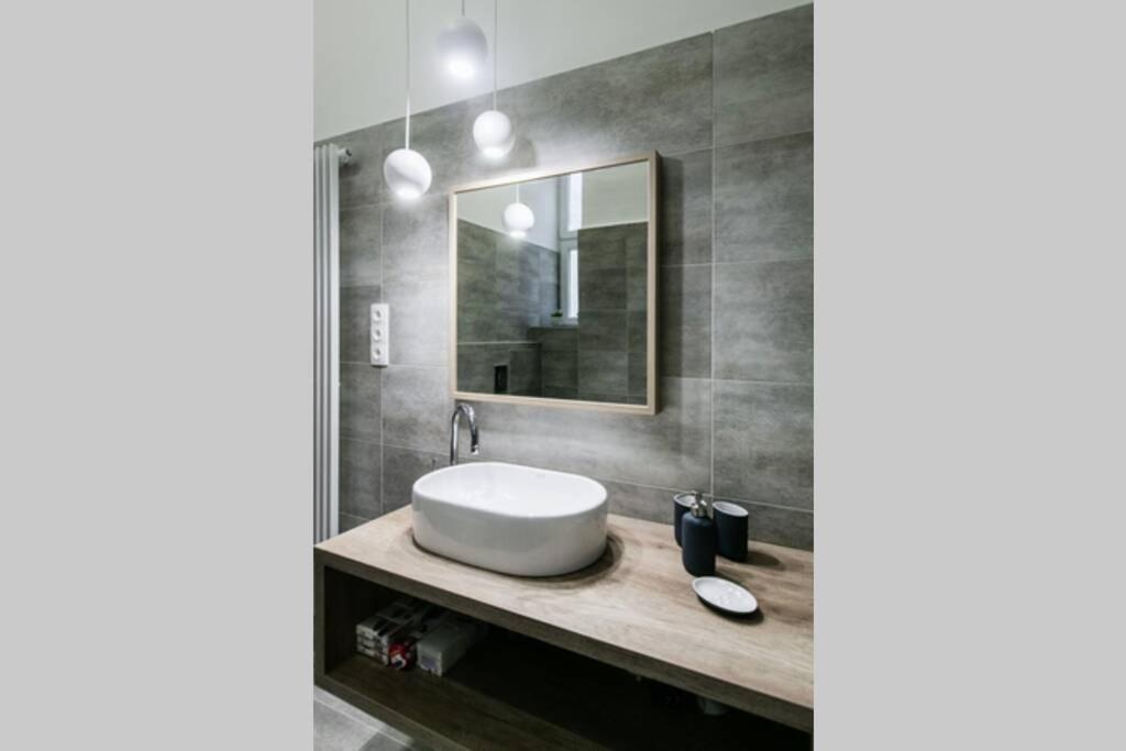 בודפשט Your Gorgeous And Spacious Dream Home Free Parking מראה חיצוני תמונה
